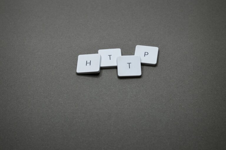 Błąd HTTP 401 – przyczyny, skutki i metody naprawy