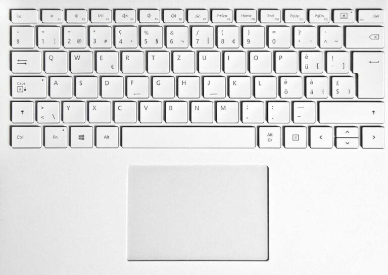 Jak obrócić stronę w Wordzie?